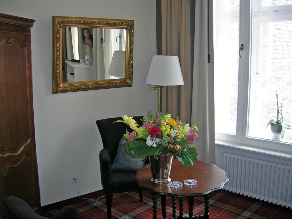 Hotel & Cafe Kleinergruenauer Bad Salzuflen Room photo